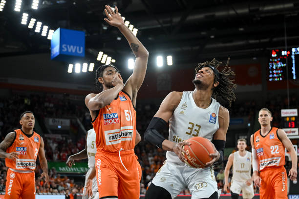 赛他的篮板 赛他的篮板