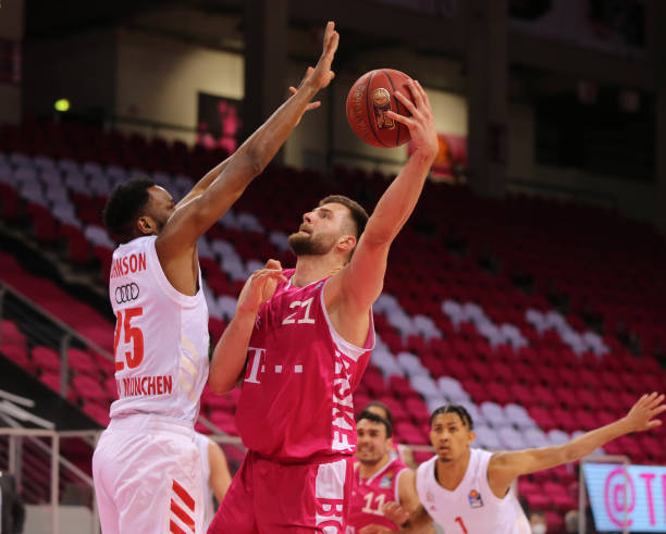 让球队在詹 让球队在詹