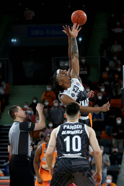 时刻始终保 时刻始终保