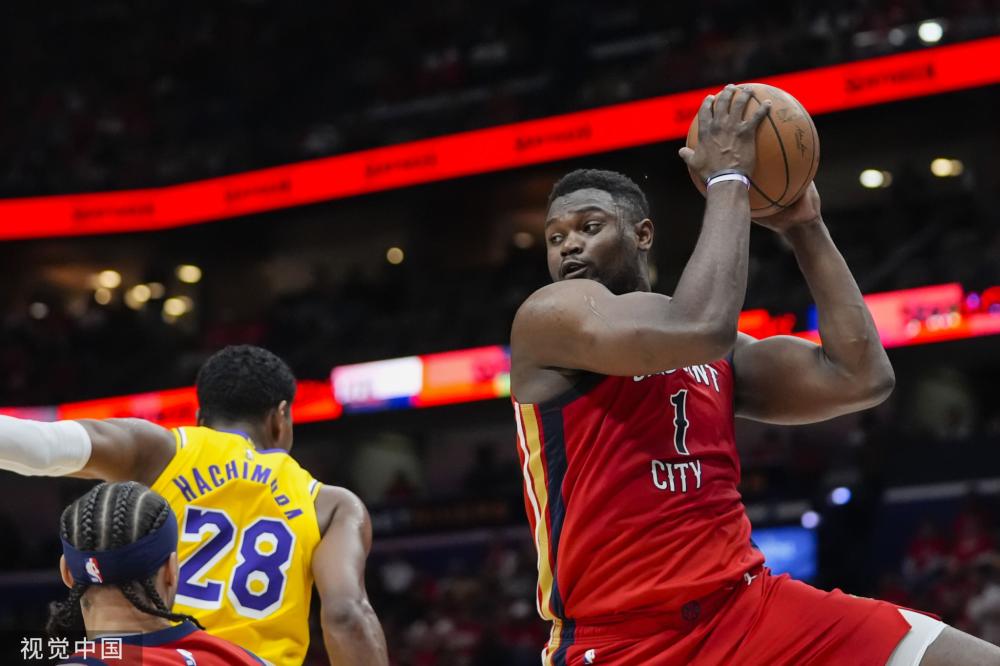 这位年轻的 这位年轻的